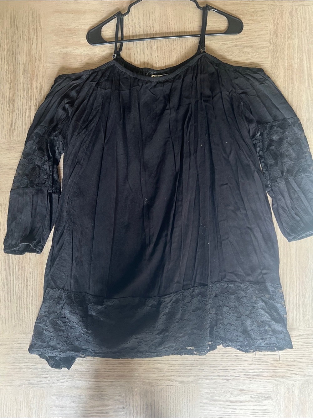 Cato Black Cold-Shoulder Tunic with Lace Hem